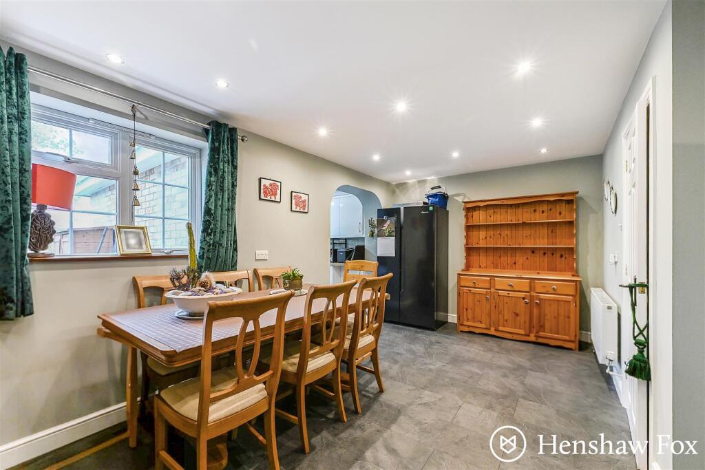 House in Southampton - View 5