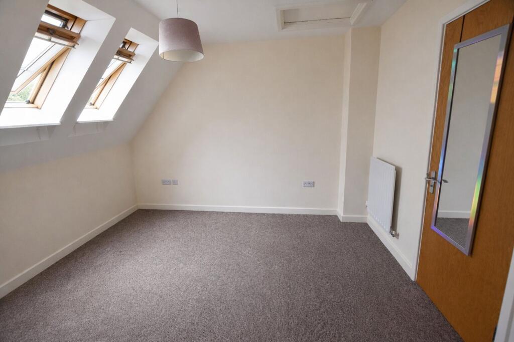 Harrisons Walk, Thrapston, NN14 photo 4