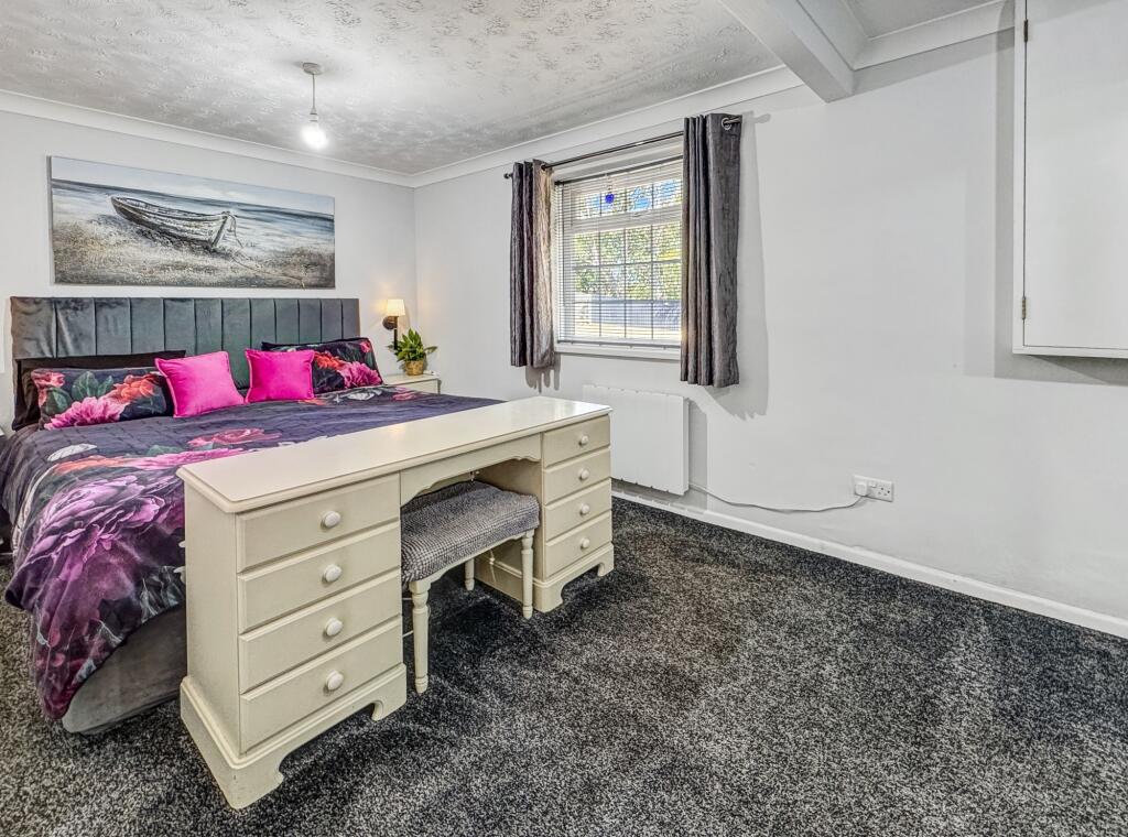 House in Ventnor, Rookley - More