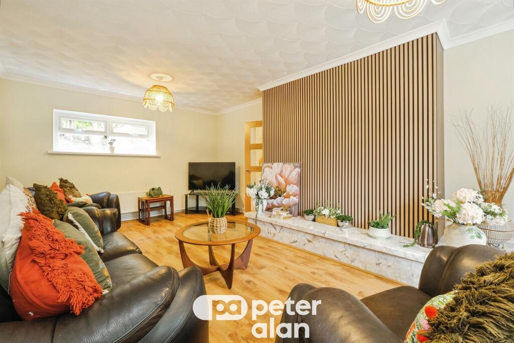 House in Cardiff, Llangynwyd Middle - More