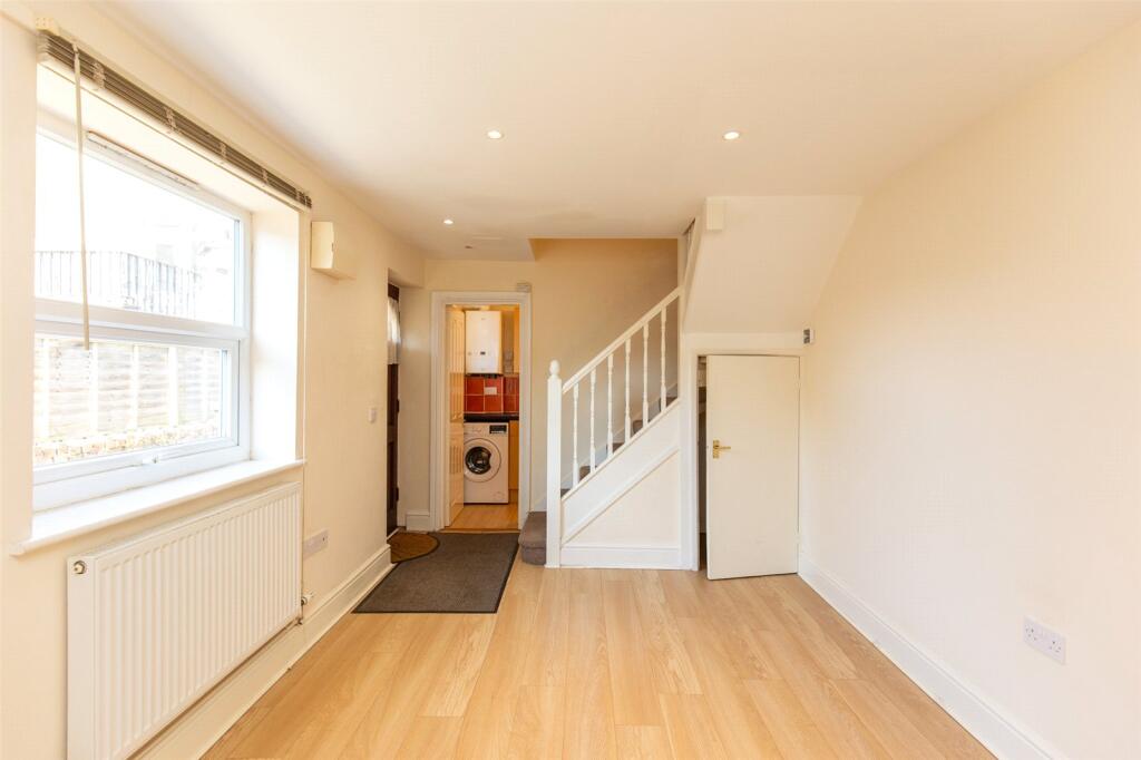 Main image of property: Westbury Hill, Bristol, BS9