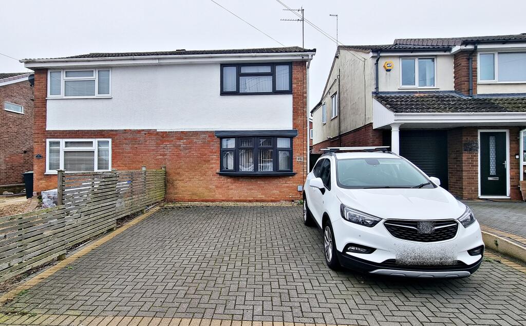 Main image of property: Whitefriars, Rushden, NN10