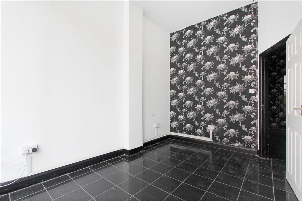 Main image of property: 194a Southwark Park Road, London, SE16 3RP