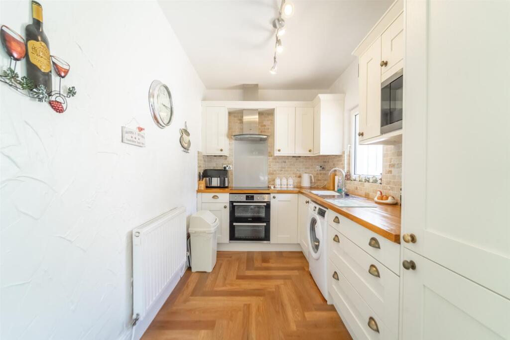 Slyne Road, Bolton Le Sands, Carnforth photo 4