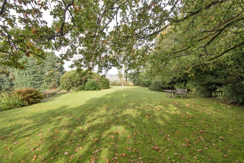 Uvedale Road, Limpsfield, Oxted, Surrey, RH8 photo 2