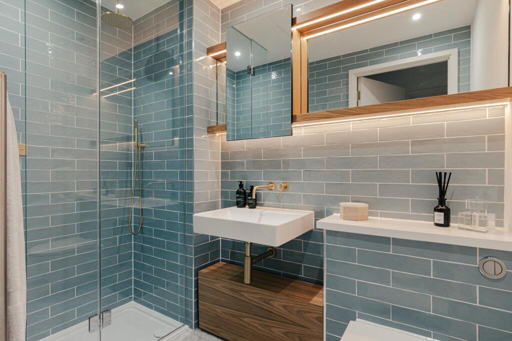Apartment in London - View 5
