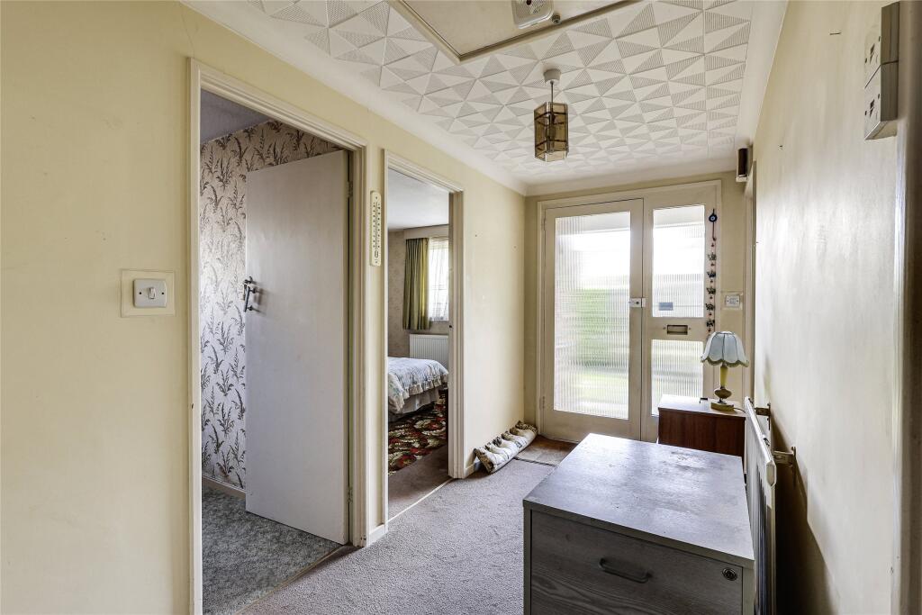 Johns Road, Tatsfield, Westerham, Surrey, TN16 photo 4
