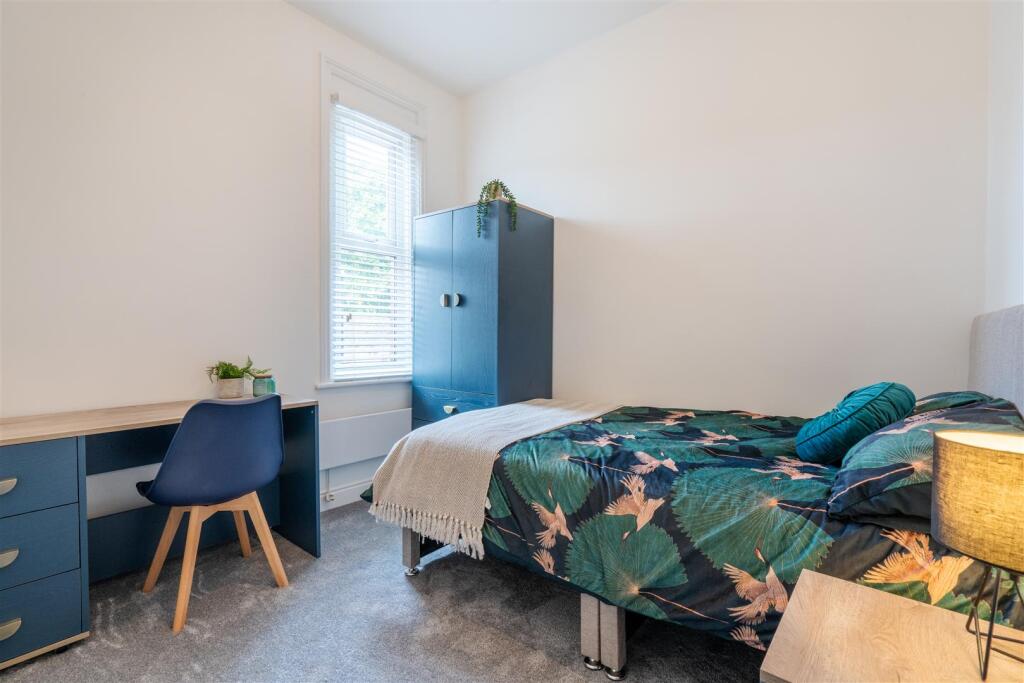House in Sheffield - View 5
