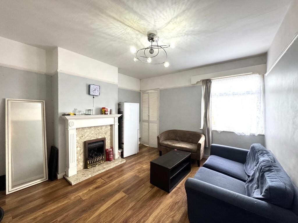 Main image of property: Rialto Road, Mitcham, CR4