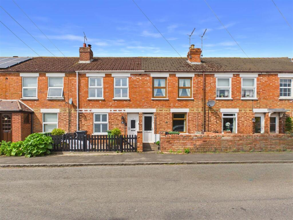 Main image of property: Willersey Road, Evesham