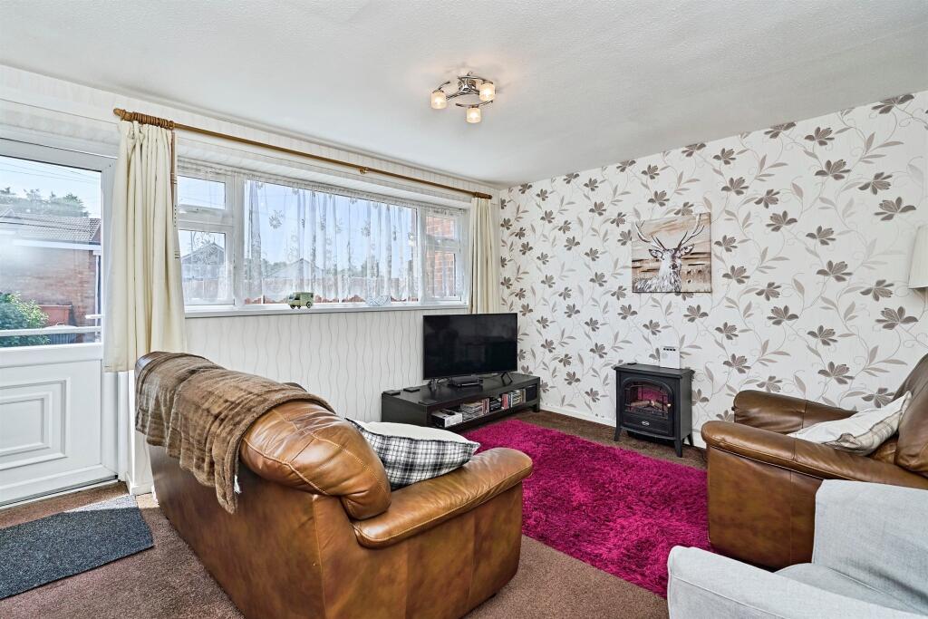 House in Sandwell, West Midlands - View 3