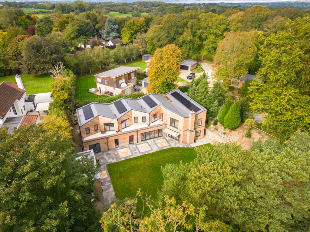 Main image of property: Thornbury Hill, Alveston, South Glos, BS35