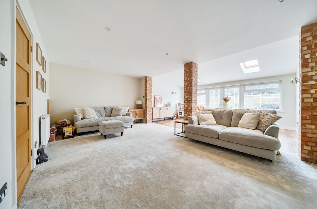 Granary Lane, Selsey, PO20 photo 2