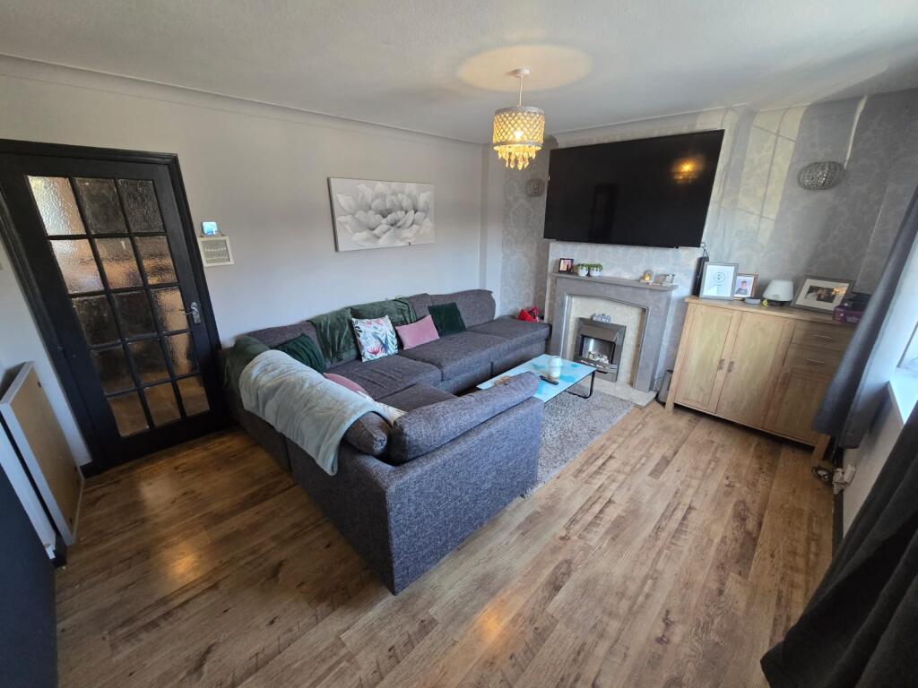 Wiley Avenue, Wednesbury, WS10 photo 2