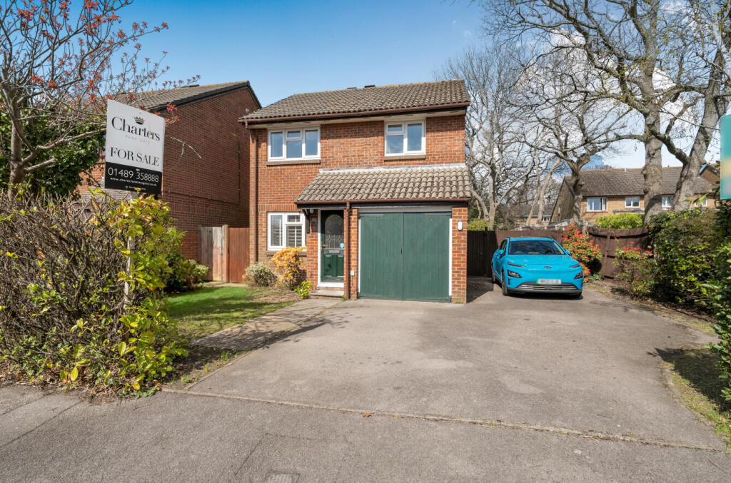 Main image of property: Primrose Way, Locks Heath, Southampton, Hampshire, SO31