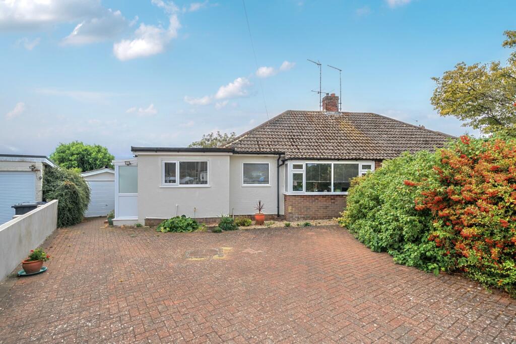 Main image of property: Woodside Road, Farnham, Surrey, GU9