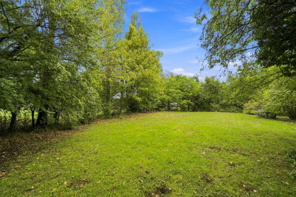 Langley Upper Green, Saffron Walden, Essex, CB11 photo 3