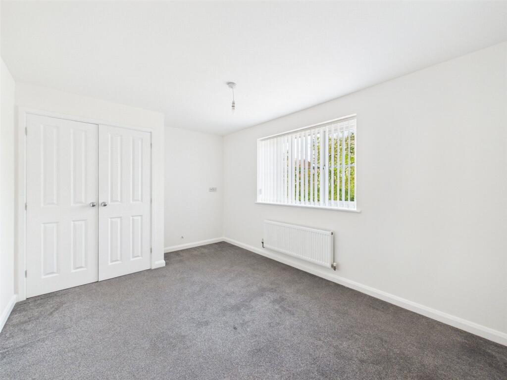 Avocet Close, Heanor, Derbyshire, DE75 photo 4