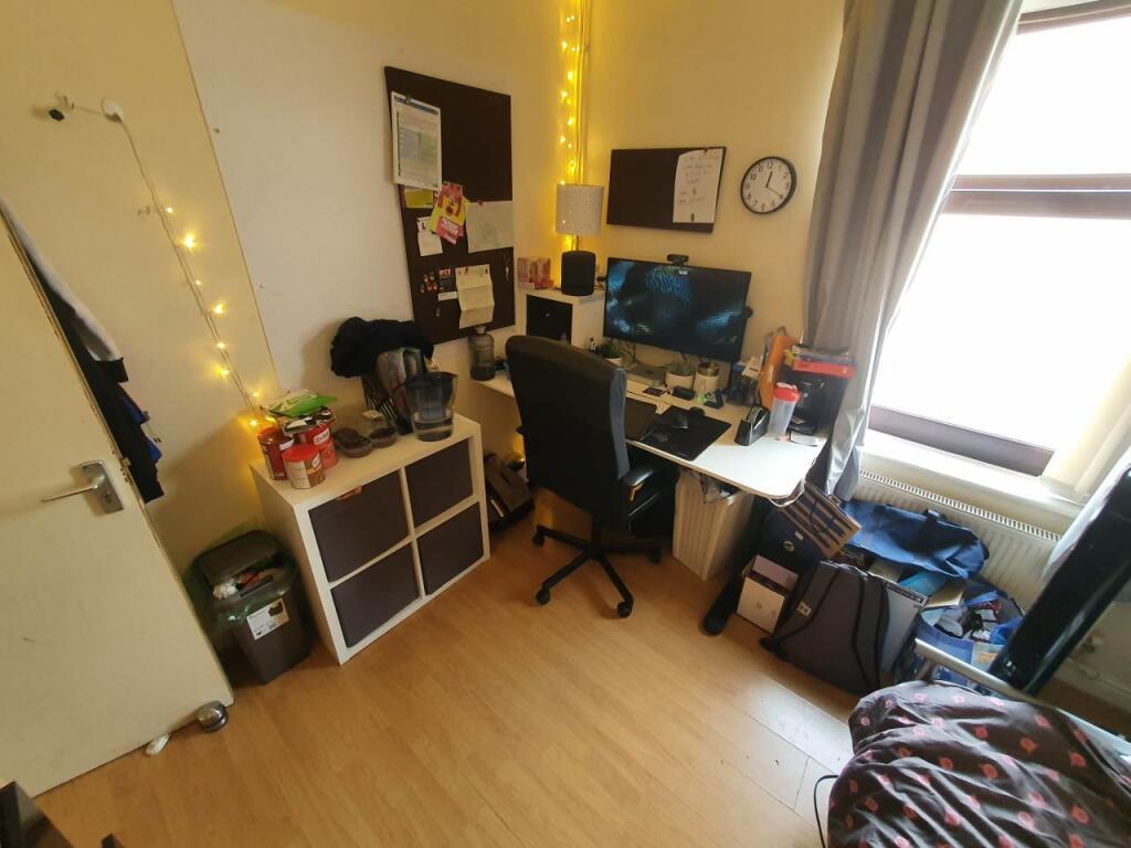 Apartment in Cardiff, Maindy, Cathays - More