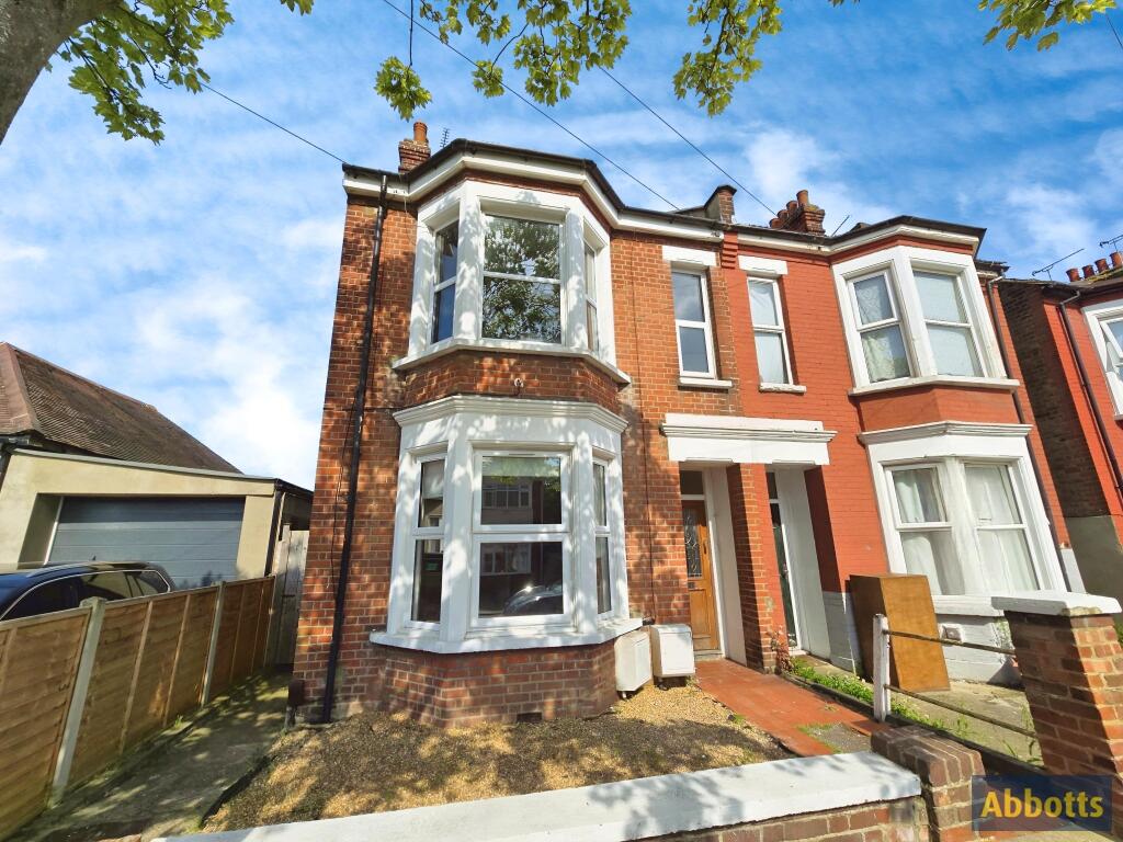 Main image of property: Tunbridge Road, Southend-On-Sea