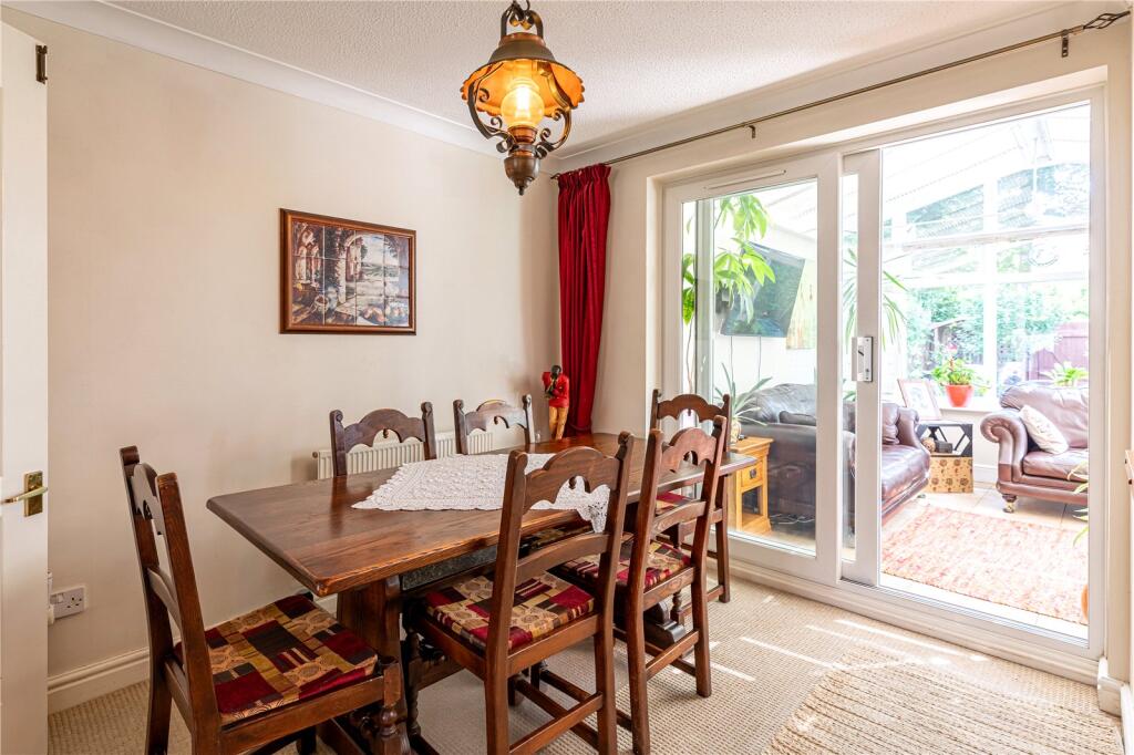 House in Great Shefford, West Berkshire - More
