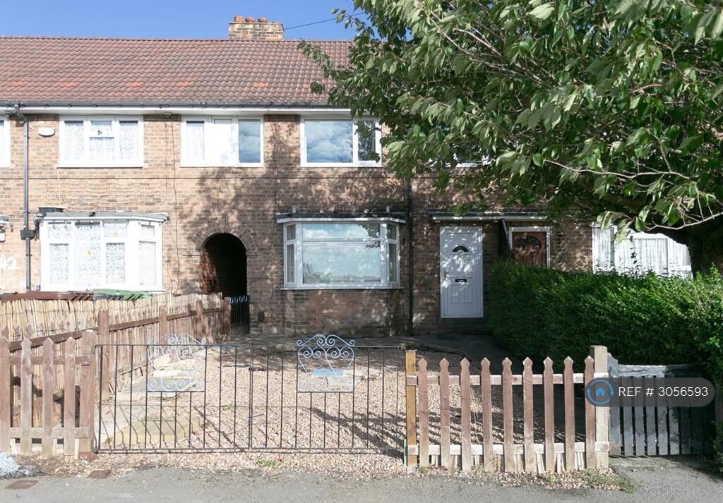 Main image of property: Dufton Approach, Leeds, LS14
