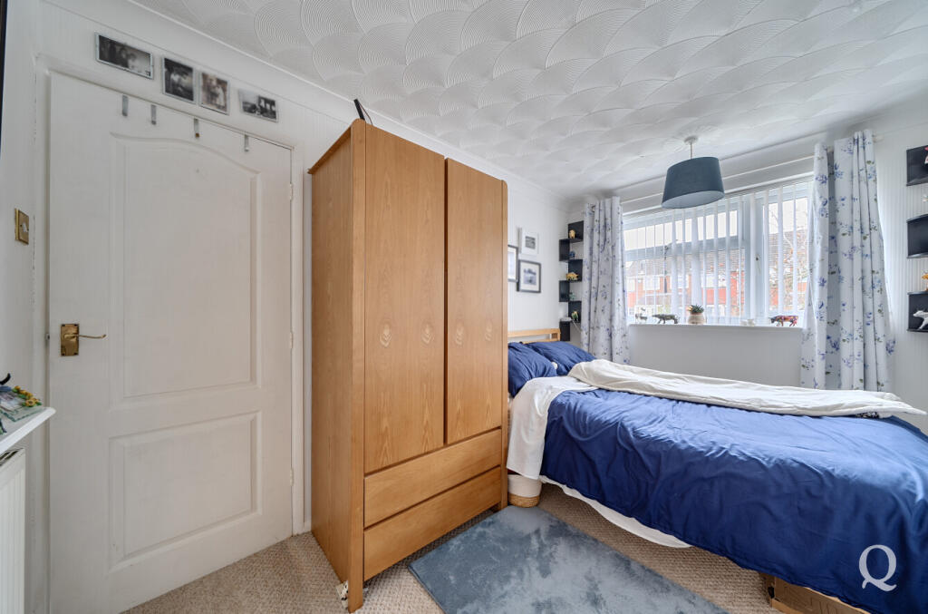 Watsons Hill, Sittingbourne, Kent, ME10 – další
