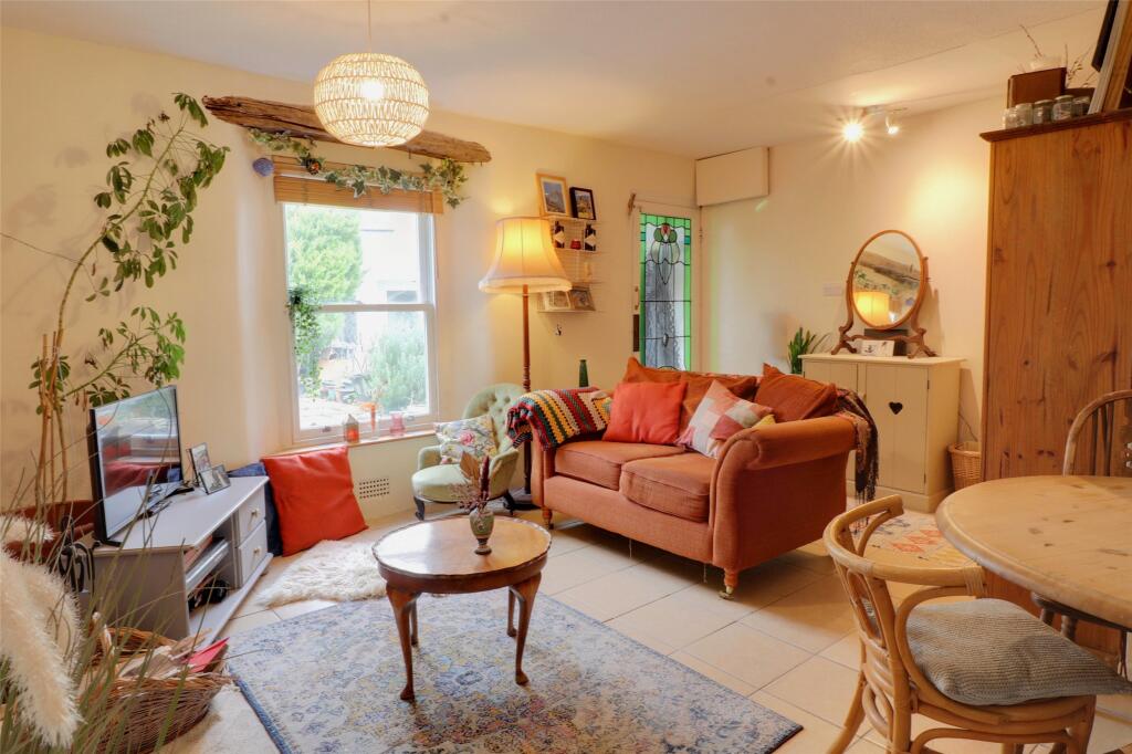 11, Berkeley Place, Ilfracombe, Devon, EX34 photo 4