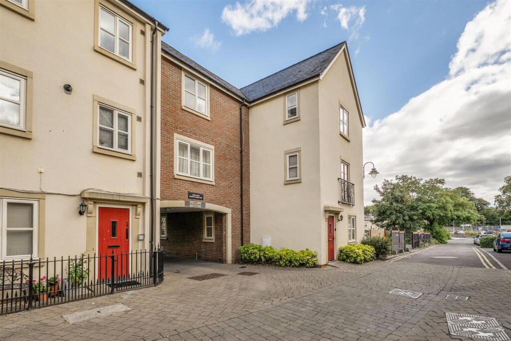 Main image of property: Chapel Mews, Chippenham