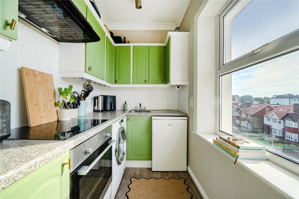 Surbiton Road, Kingston Upon Thames, KT1 photo 4