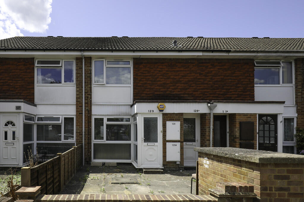 Main image of property: Rectory Grove, Hampton