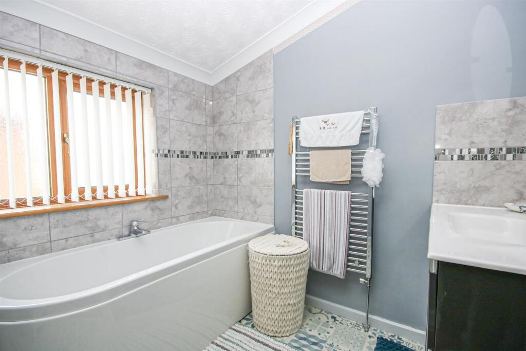 House in Broadland - More