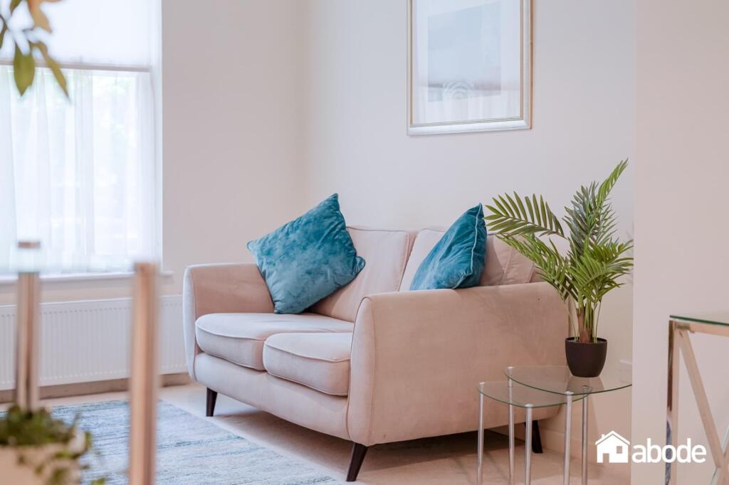 Apartment in Sefton, Liverpool City Region - View 6