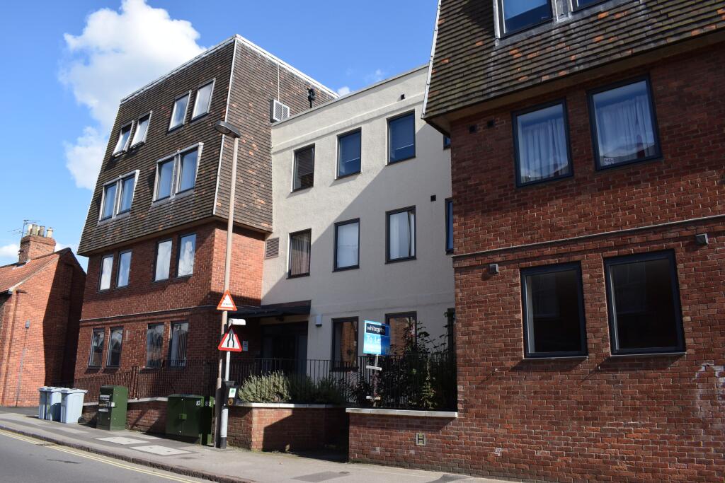 Main image of property: Millgate Apartments, Millgate, Newark, Notts, NG24