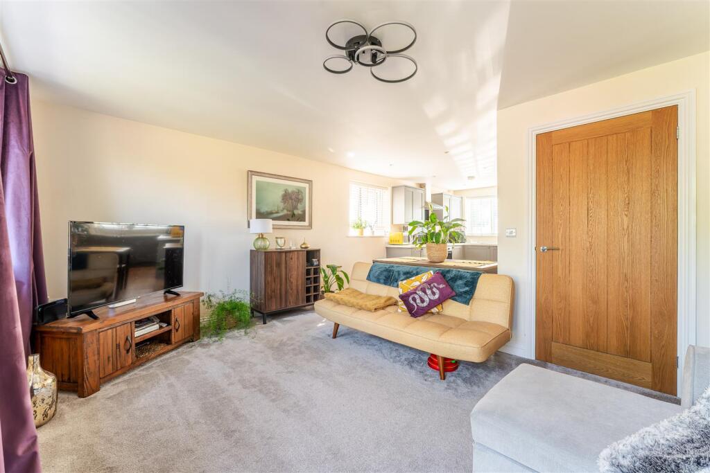 Spacious two-bedroom home with countryside views on the fringes of Yatton - View 6