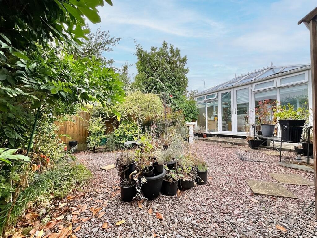 House in Staffordshire Moorlands, Cheadle - View 4