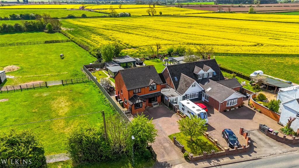 Ashby Road, No Mans Heath, Tamworth, Warwickshire, B79