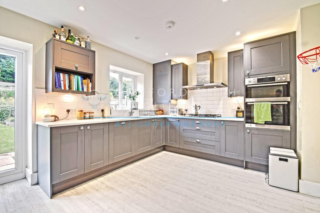 Additional image 7 of Pendle Lane, Fence