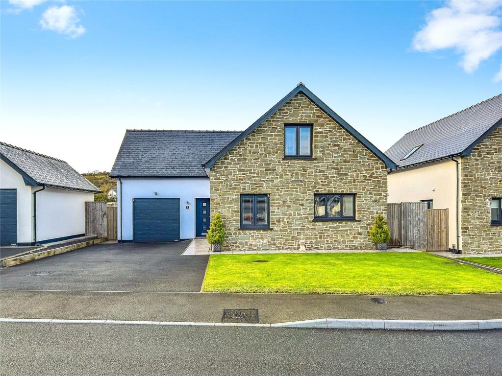 Main image of property: Pludds Meadow, Laugharne, Carmarthen, Carmarthenshire, SA33