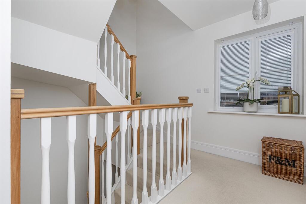 Additional image 18 of Weavers Way, Scholes, Cleckheaton