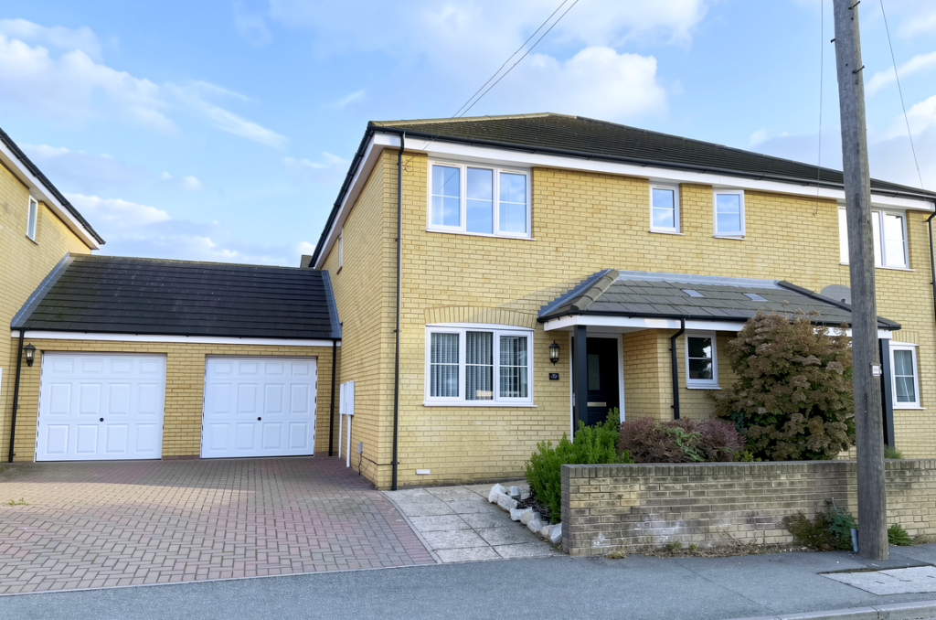 Main image of property: Regent Street, Stotfold, Hitchin, SG5
