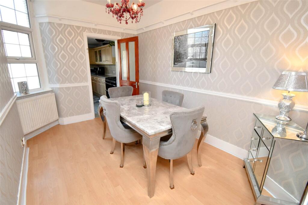 House in Wirral, Liverpool City Region - View 5