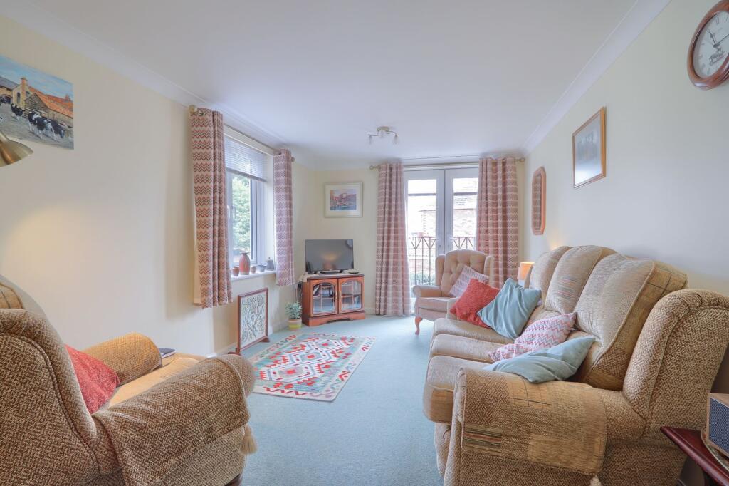 Apartment in Stockton-on-Tees, Norton - View 5