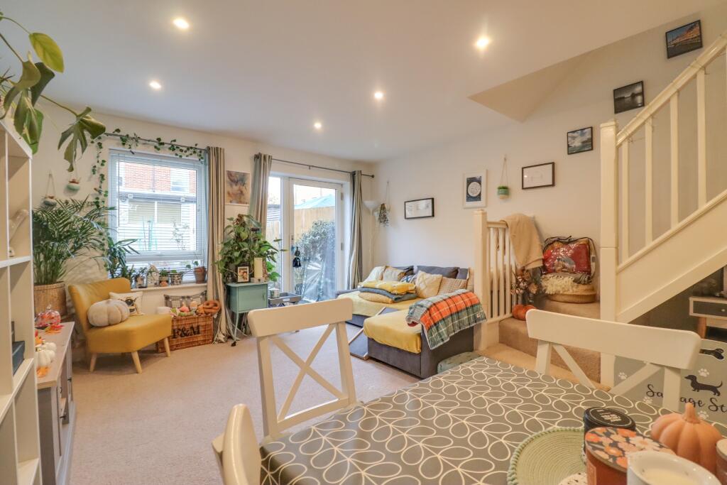 Joiners Mews, Woolston photo 2