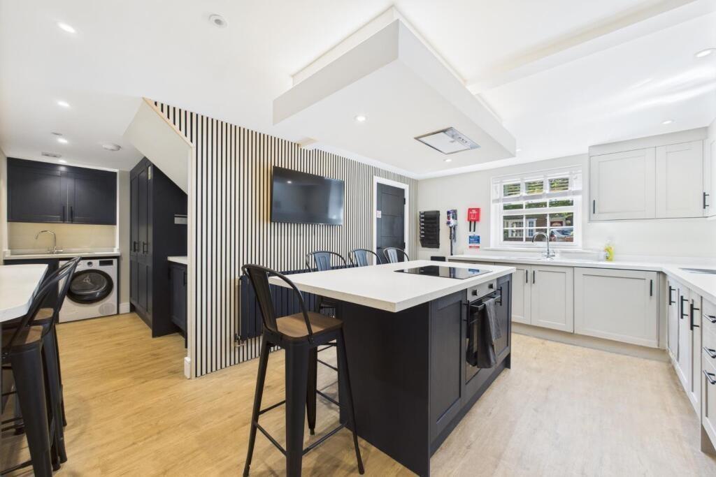 House in Ipswich - View 3