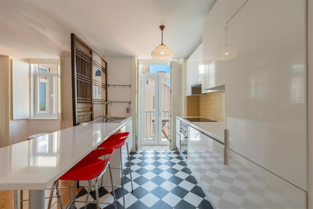Main image of property: Lisbon, Lisbon