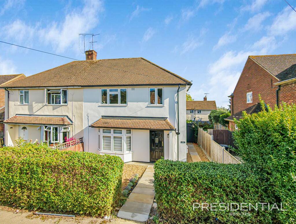 Main image of property: Danbury Road, Loughton, IG10