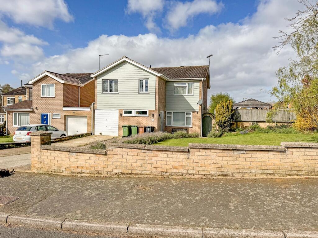 Main image of property: Bacton Close, South Wootton, King's Lynn, Norfolk, PE30