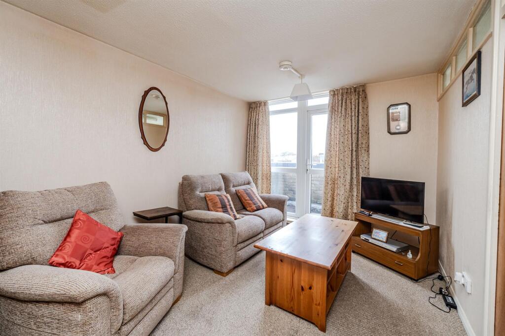 Apartment in Newcastle upon Tyne, Tyne and Wear - View 2