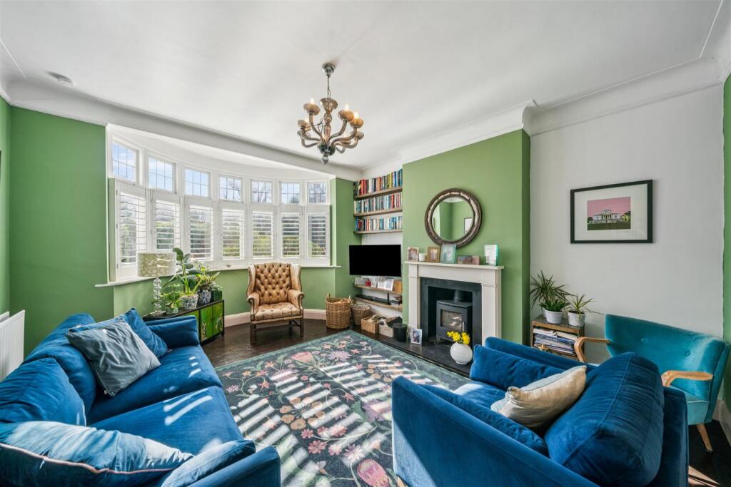 House in London, Grove Park - View 4